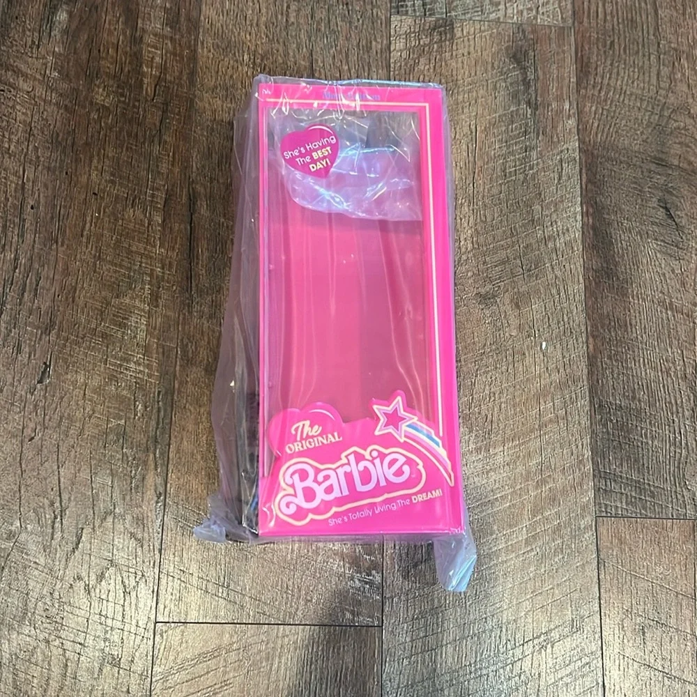 Barbie Popcorn Holder - Picture 1 of 4